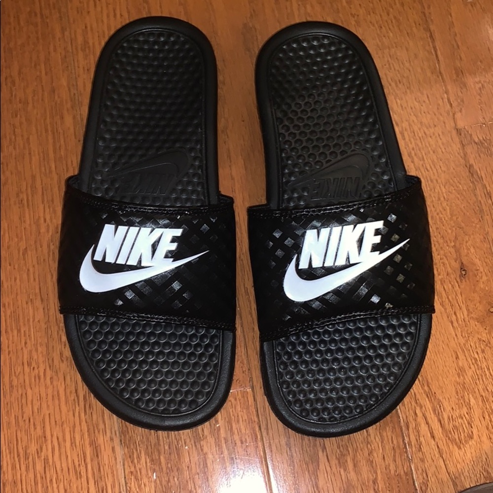 Black Nike Slides